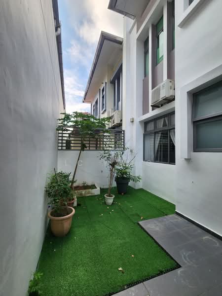 Semi-Detached House for Sale in Taman Impian Emas (Skudai) - LC Yong - PropertyGuru.com.my