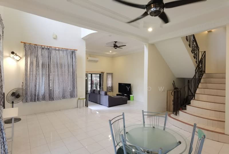 Semi-Detached House for Sale in Ipoh (Perak) - Joline YEOW - Living Room - PropertyGuru.com.my