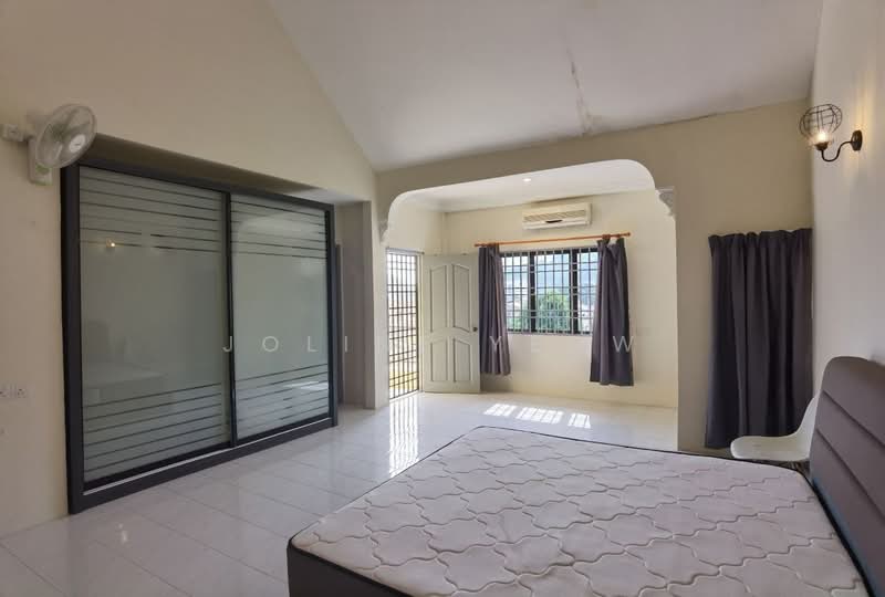 Semi-Detached House for Sale in Ipoh (Perak) - Joline YEOW - Bedroom - PropertyGuru.com.my