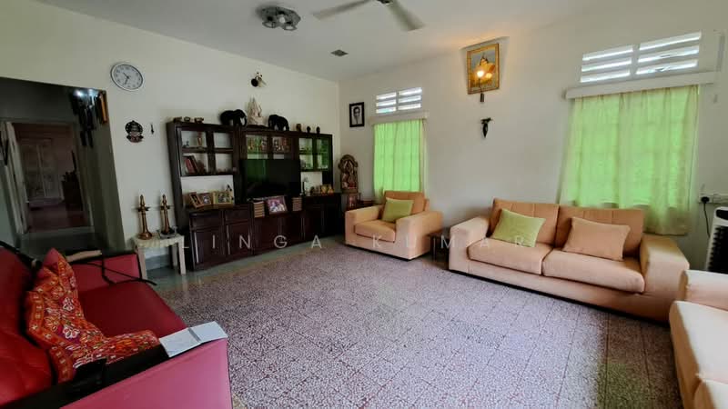 Rumah Banglo untuk Dijual di Petaling Jaya (Selangor) - Linga Kumar - Living Room - PropertyGuru.com.my