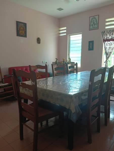 Rumah Banglo untuk Dijual di Petaling Jaya (Selangor) - Linga Kumar - Dining Room - PropertyGuru.com.my