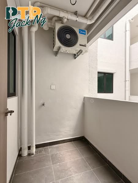 Kondominium untuk Dijual di Residensi Pauh Armani - Jack Ng - Balcony - PropertyGuru.com.my