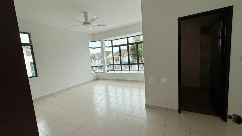 Cluster House for Sale in Horizon Hills (Iskandar Puteri (Nusajaya)) - Kinki Teow - Living Room - PropertyGuru.com.my