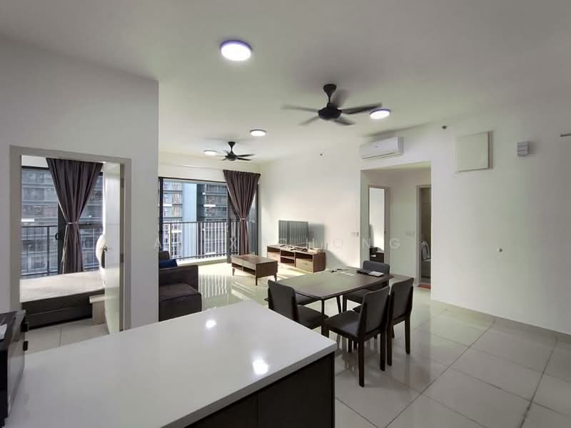 Servis Apartment untuk Disewa di Setia City Residences - Alex Chong - Living Room - PropertyGuru.com.my