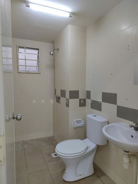 Apartment for Sale at Pangsapuri Seri Mutiara - Annie Kho - Bathroom - PropertyGuru.com.my