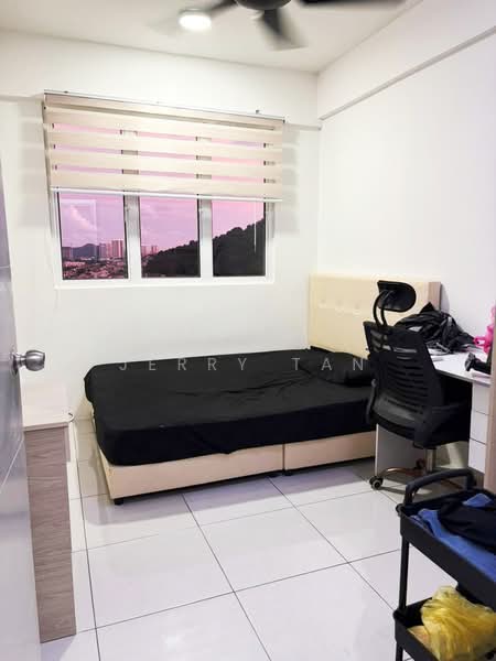 Kondominium untuk Disewa di Fairview Residence - Jerry Tan - Bedroom - PropertyGuru.com.my