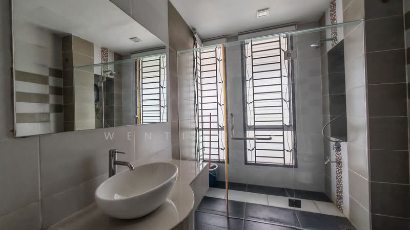 2-storey Terraced House for Sale in Taman Sutera Utama (Skudai) - Wenting Lee - Bathroom - PropertyGuru.com.my
