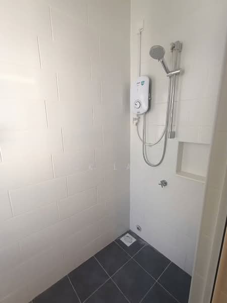 Rumah Teres 2 Tingkat untuk Disewa di Eco Forest (Semenyih) - CK Law - Bathroom - PropertyGuru.com.my