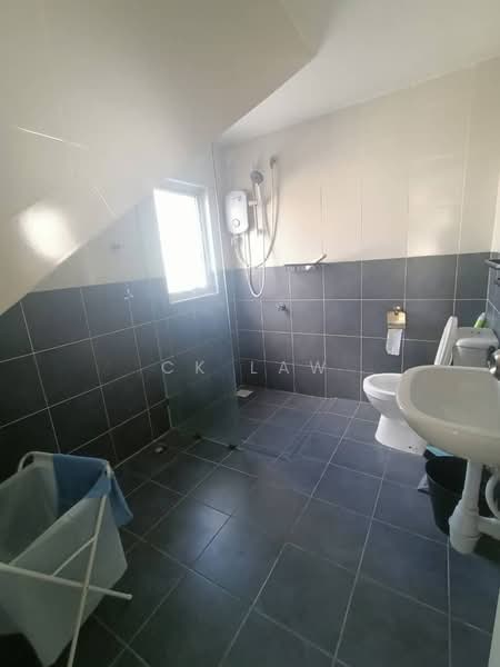 Rumah Teres 2 Tingkat untuk Disewa di Eco Forest (Semenyih) - CK Law - Bathroom - PropertyGuru.com.my