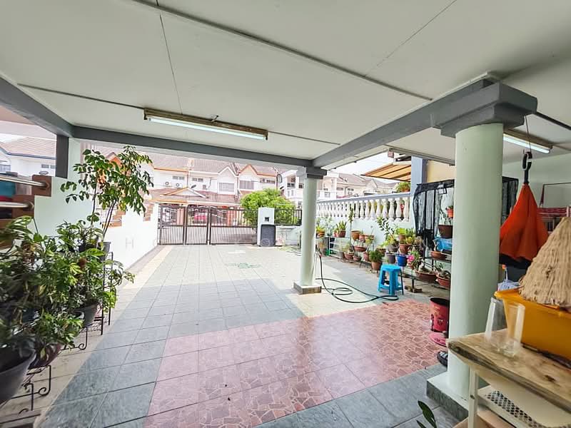 Rumah Teres 2 Tingkat untuk Dijual di Puchong (Selangor) - Chow Kok Toong - Exterior - PropertyGuru.com.my