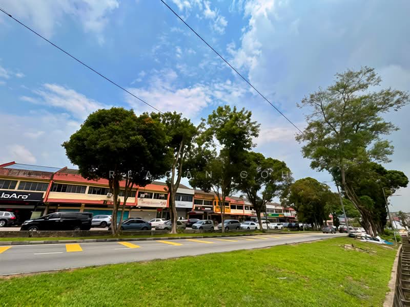 Shop / Office for Sale in Taman Johor Jaya (Johor Bahru) - Reagan Goh - Exterior - PropertyGuru.com.my