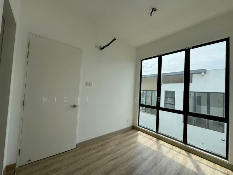 Semi-Detached House for Sale in Diamond City (Semenyih) - MICHELLE CHENG - PropertyGuru.com.my
