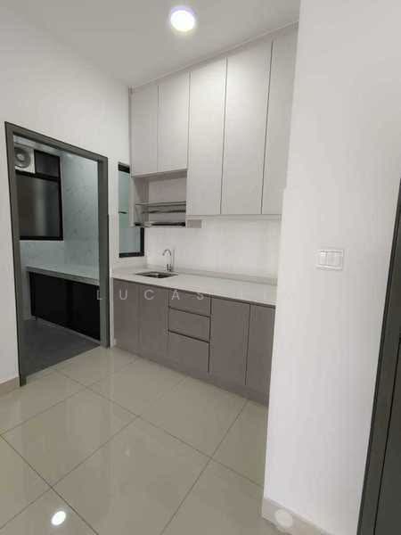 Service Residence for Sale at Three33 Residence - Lucas Lim - Kitchen - PropertyGuru.com.my