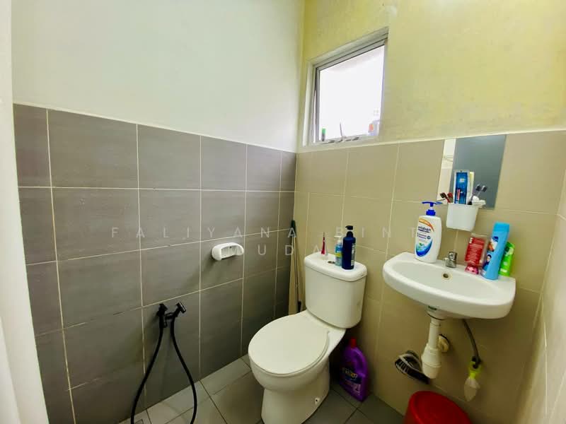 Pangsapuri untuk Dijual di Residensi Laguna Biru 2 - Faliyana binti Muda - PropertyGuru.com.my
