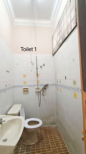 Rumah Teres 1 Tingkat untuk Disewa di Johor Bahru (Johor) - Stella Chia - Bathroom - PropertyGuru.com.my