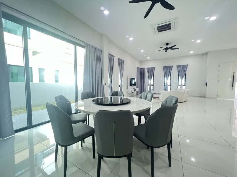 Rumah Banglo untuk Dijual di Ujong Pasir (Melaka) - Geoffery Wee - Dining Room - PropertyGuru.com.my