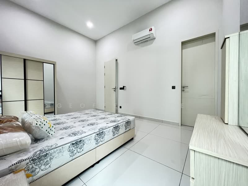 Rumah Banglo untuk Dijual di Ujong Pasir (Melaka) - Geoffery Wee - Bedroom - PropertyGuru.com.my