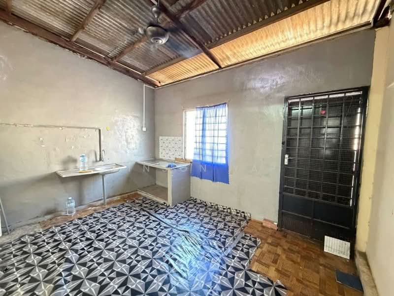 2-storey Terraced House for Sale in Johor Bahru (Johor) - Winson Yap - Kitchen - PropertyGuru.com.my