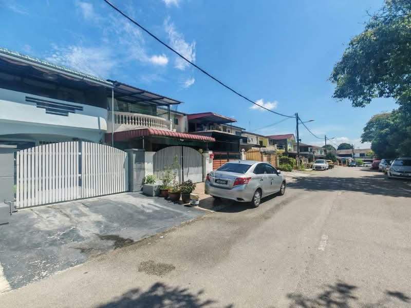 2-storey Terraced House for Sale in Johor Bahru (Johor) - Winson Yap - Exterior - PropertyGuru.com.my