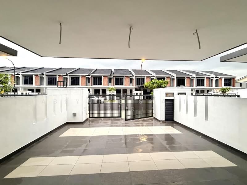 2-storey Terraced House for Sale in Shah Alam (Selangor) - Absyarie Syafiq Shahrin - Exterior - PropertyGuru.com.my
