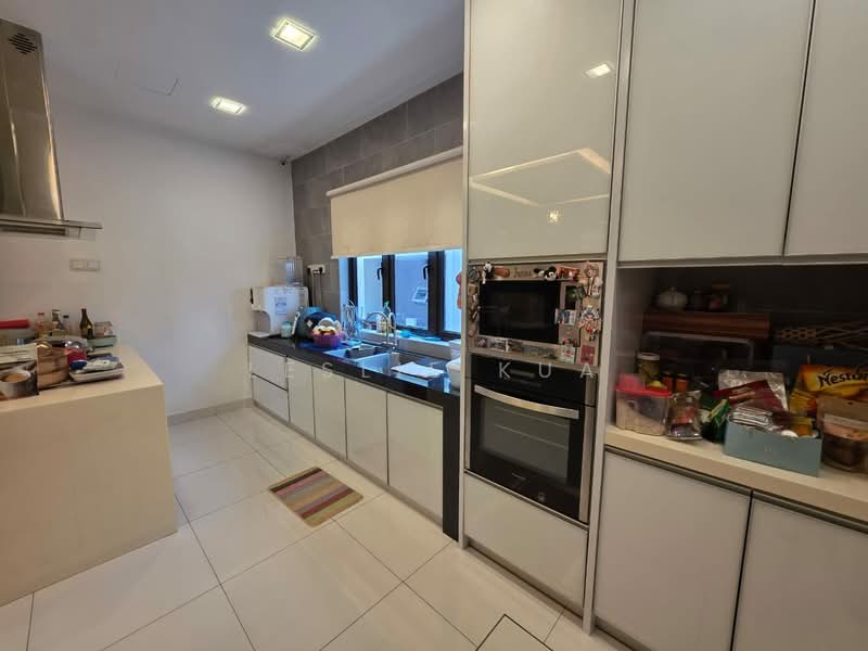Rumah Teres untuk Dijual di Batu Caves (Selangor) - Leslie Kua - Kitchen - PropertyGuru.com.my