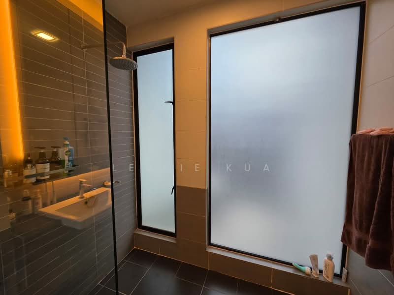 Rumah Teres untuk Dijual di Batu Caves (Selangor) - Leslie Kua - Bathroom - PropertyGuru.com.my