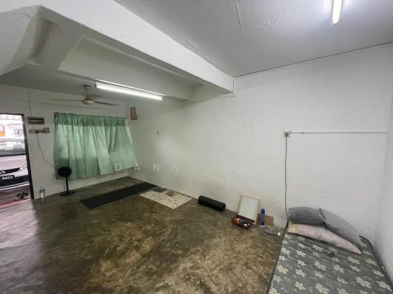 2-storey Terraced House for Sale in Taman Skudai Baru (Skudai) - Danny Yap - Interior - PropertyGuru.com.my