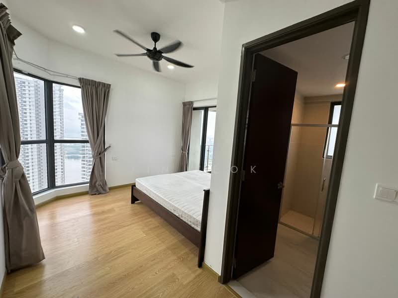 Condominium for Rent at Lovell @ Country Garden Danga Bay - Jin Teok - Bedroom - PropertyGuru.com.my