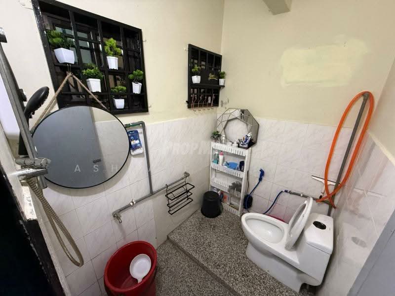 Rumah Teres 2 Tingkat untuk Dijual di Taman Permata (Ulu Kelang) - Ashraff Daniel - Bathroom - PropertyGuru.com.my