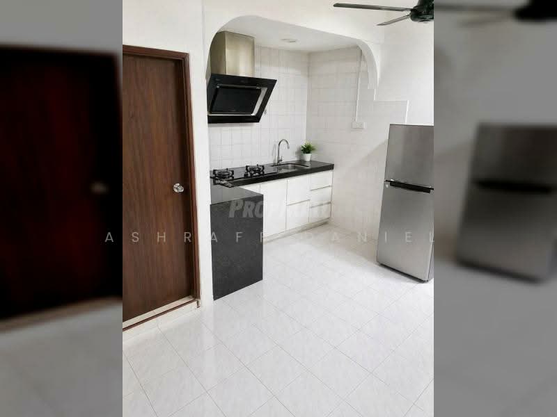 2-storey Terraced House for Sale in Taman Beringin (Jinjang) - Ashraff Daniel - Kitchen - PropertyGuru.com.my