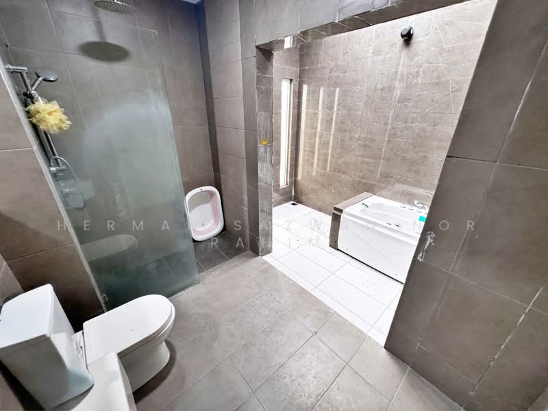 Townhouse for Rent in Kajang (Selangor) - Herman Sazwan Nor Rahim - Bathroom - PropertyGuru.com.my