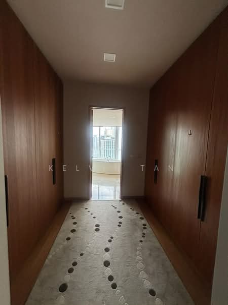Servis Apartment untuk Disewa di The Oval - Kelvin Tan - Corridor - PropertyGuru.com.my