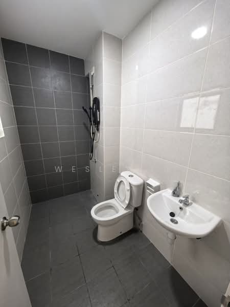 1.5-storey Terraced House for Rent in Taman Akasia (Semenyih) - Wesley Fu - Bathroom - PropertyGuru.com.my
