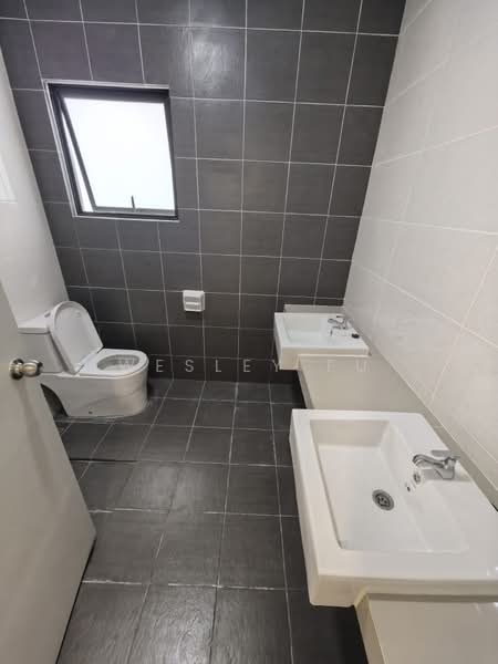 1.5-storey Terraced House for Rent in Taman Akasia (Semenyih) - Wesley Fu - Bathroom - PropertyGuru.com.my