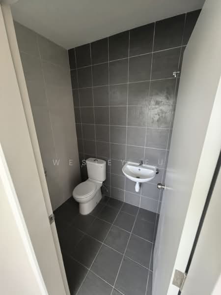 1.5-storey Terraced House for Rent in Taman Akasia (Semenyih) - Wesley Fu - Bathroom - PropertyGuru.com.my