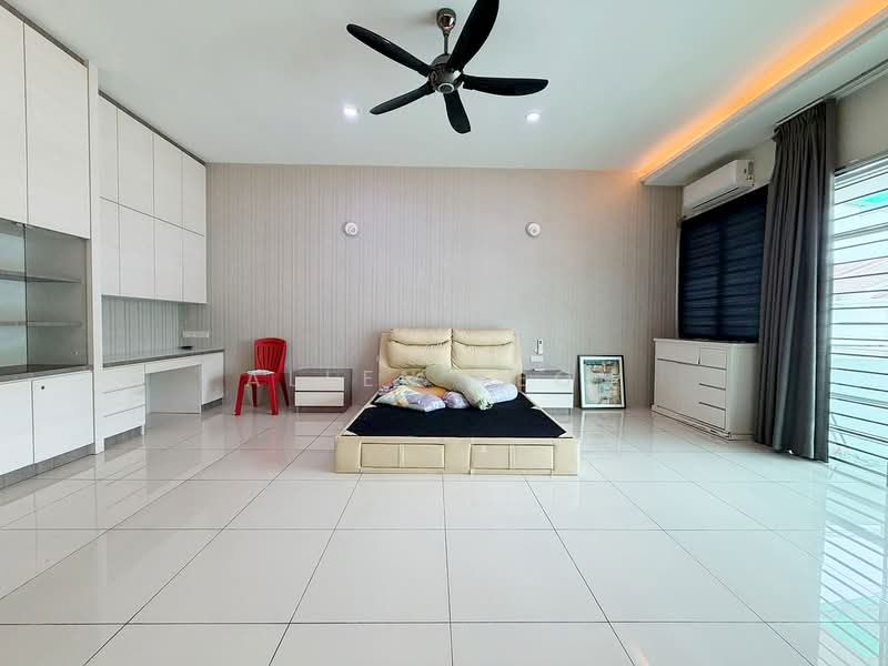 2-storey Terraced House for Sale in Kampung Perlis (Bayan Lepas) - Allen Yeoh - Bedroom - PropertyGuru.com.my