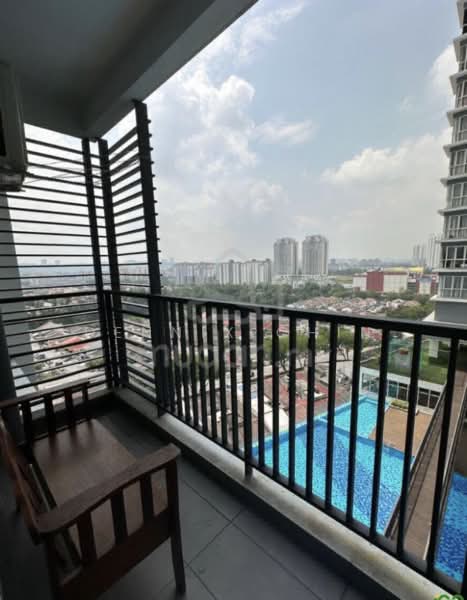Servis Apartment untuk Disewa di Pinnacle Petaling Jaya - Dennix Chin - Balcony - PropertyGuru.com.my