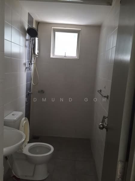 Servis Apartment untuk Dijual di Park @ One South - Edmund Goh - Bathroom - PropertyGuru.com.my