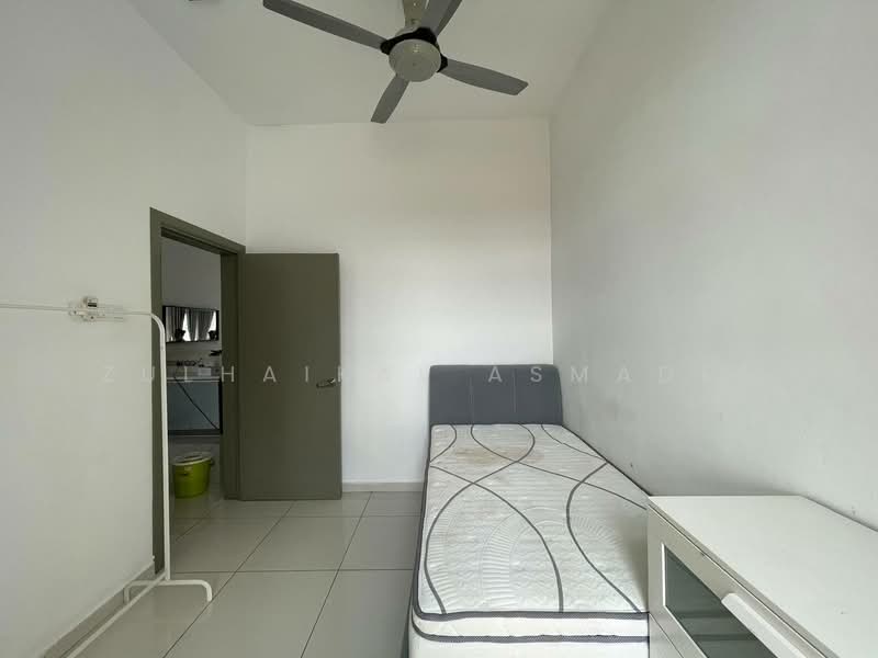 2.5-storey Terraced House for Rent in Alam Impian (Shah Alam) - Zulhaikal Asmadee - Bedroom - PropertyGuru.com.my