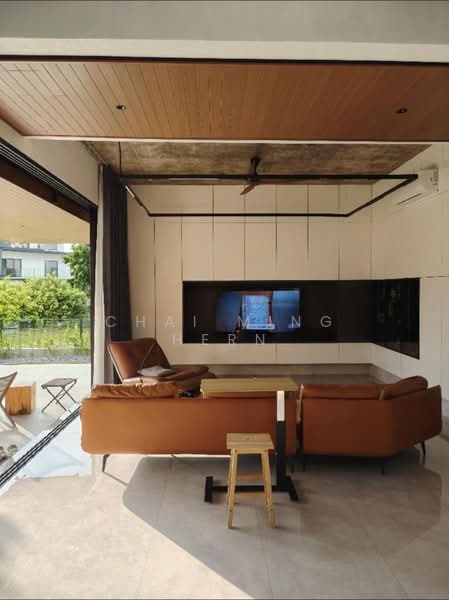 Rumah Banglo untuk Dijual di Sungai Long (Bandar Sungai Long) - Chai Ming Hern - Living Room - PropertyGuru.com.my