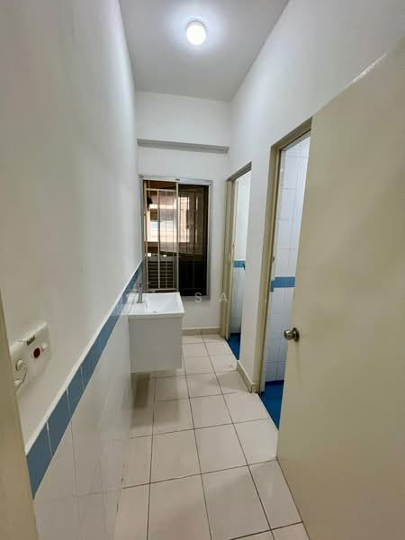 Condominium for Rent at Seri Maya Condominium - Elisa . - Interior - PropertyGuru.com.my