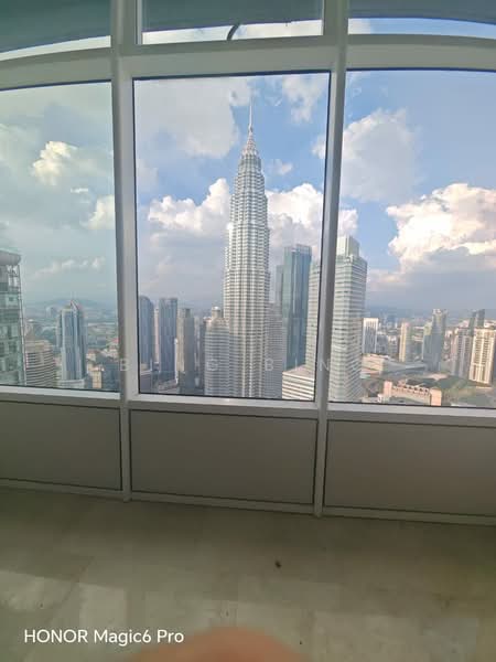 Servis Apartment untuk Dijual di Sky Suites @ KLCC - Bing Bing - View - PropertyGuru.com.my