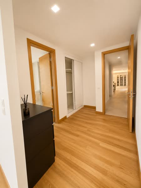 Kondominium untuk Disewa di Verticas Residensi - Ray Soo - Corridor - PropertyGuru.com.my