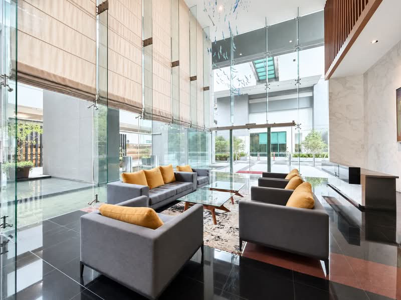 Kondominium untuk Disewa di Verticas Residensi - Ray Soo - Lobby - PropertyGuru.com.my