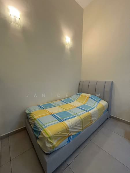 Rumah Teres untuk Dijual di Taman Mayang (Petaling Jaya) - Janice Low - Bedroom - PropertyGuru.com.my