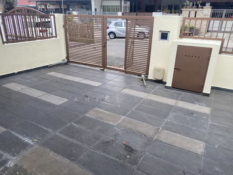 Rumah Teres untuk Dijual di Taman Mayang (Petaling Jaya) - Janice Low - Exterior - PropertyGuru.com.my