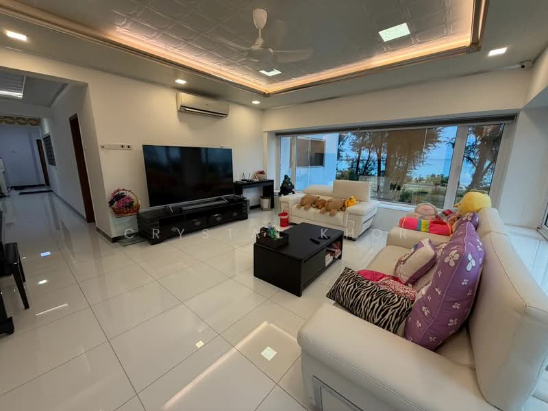 Kondominium untuk Dijual di 1 Persiaran Gurney - Crystal Khor - Living Room - PropertyGuru.com.my