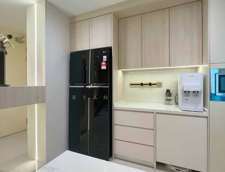 Service Residence for Sale at East Parc @ Manjalara - Ryan Tee - Kitchen - PropertyGuru.com.my