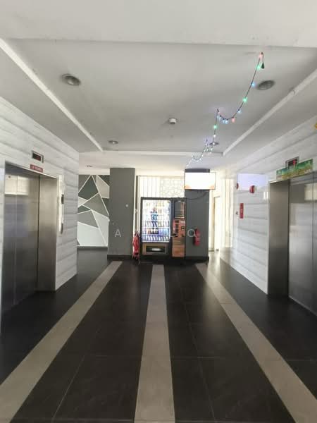 Pangsapuri untuk Disewa di The Twin Residences - Max Loh - Corridor - PropertyGuru.com.my