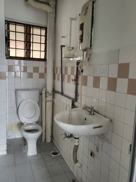 Apartment for Rent at Winner Court A - Joanne Yan - Bathroom - PropertyGuru.com.my